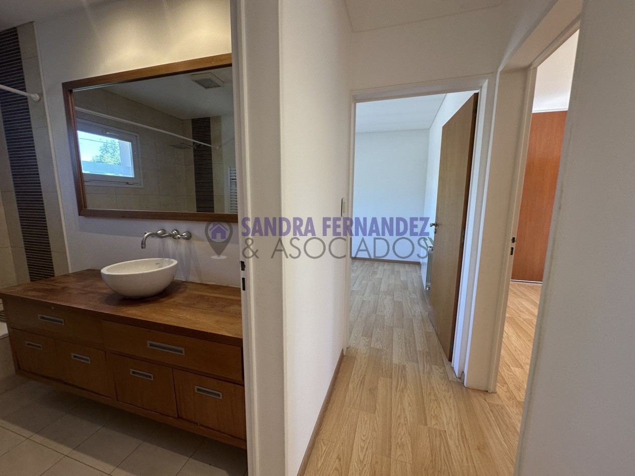 Rio Negro Cipolletti Casa 4 dormitorios Barrio Manzanar 7