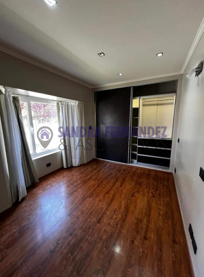 Rio Negro Cipolletti Barrio Flamingo Casa niel gerencial 