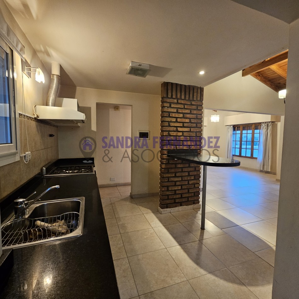 Rio Negro. Cipolletti. Venta. Casa en planta baja 3 dormitorios (suite) 