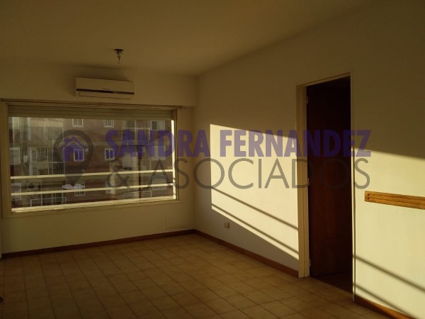 Neuquen. Alquiler Departamento 1 dorm Zona San Lucas. B° Maria Auxiliadora