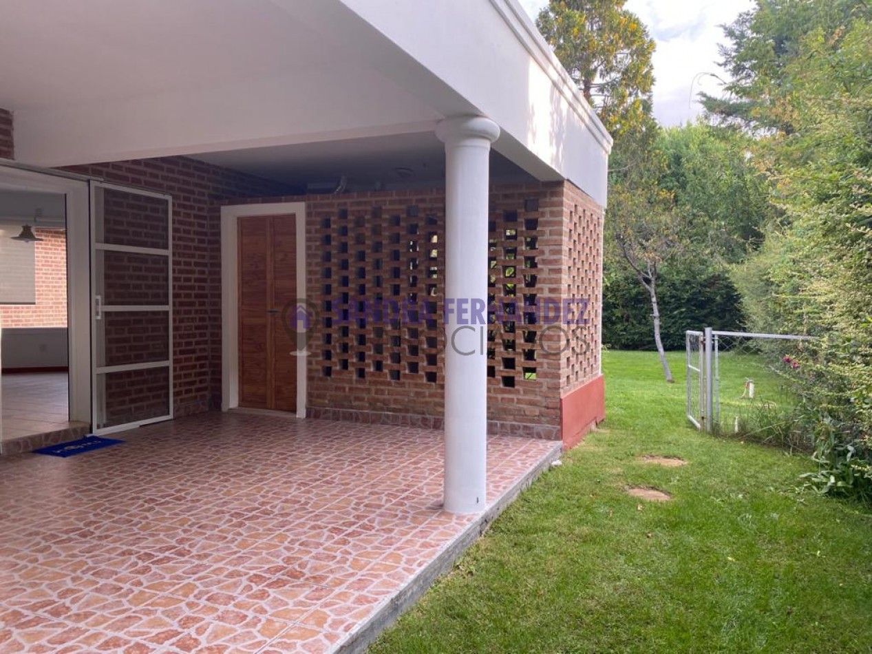 Neuquen. Venta Casa 2 dormitorios (suite) en una sola planta. Barrio Rincon Club de Campo