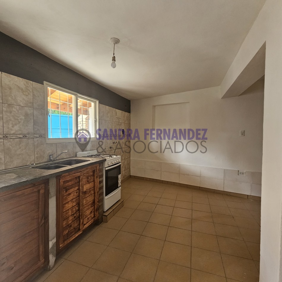 Rio Negro Cipolletti Casa 1 dormitorio zona UFLO / CLUB CIPOLLETTI / 