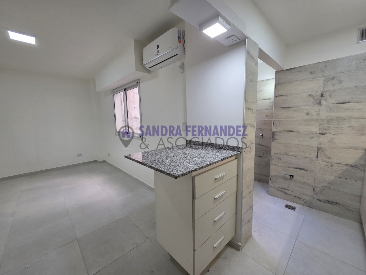 CABA MONSERRAT Alquiler Departamento 2 dormitorios remodelado a estrenar sin cochera