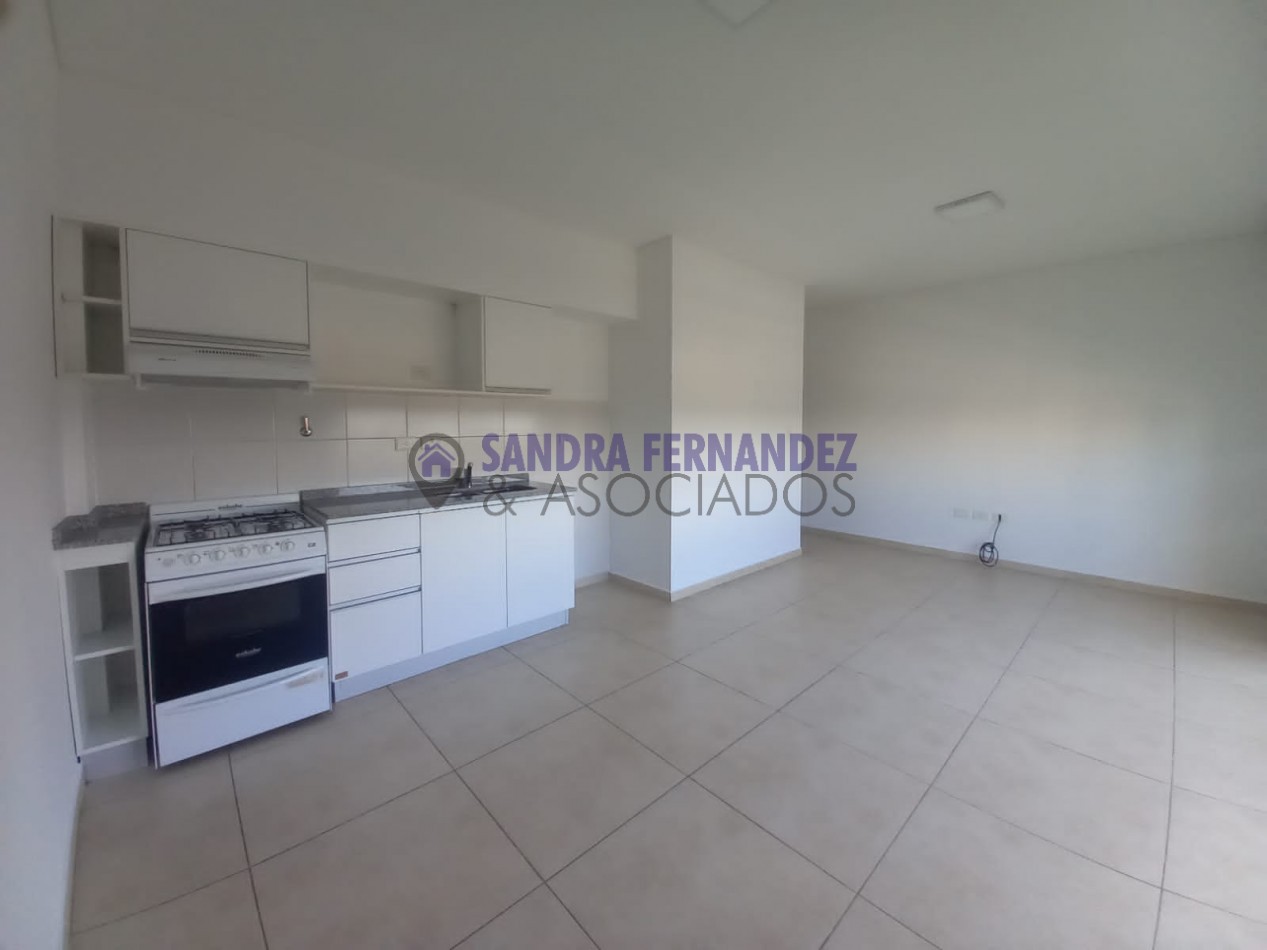 Rio Negro Cipolletti Alquiler Departamento 1 dormitorio Cochera