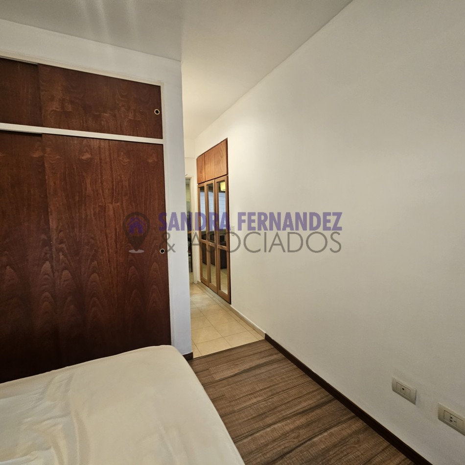 Neuquen. Alquiler Departamento 1 dormitorio en suite, amoblado con cochera cubierta.