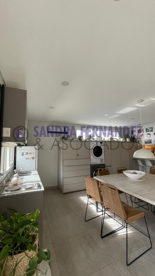 Neuquen. Alquiler Departamento 3 dormitorios amoblado o sin muebles