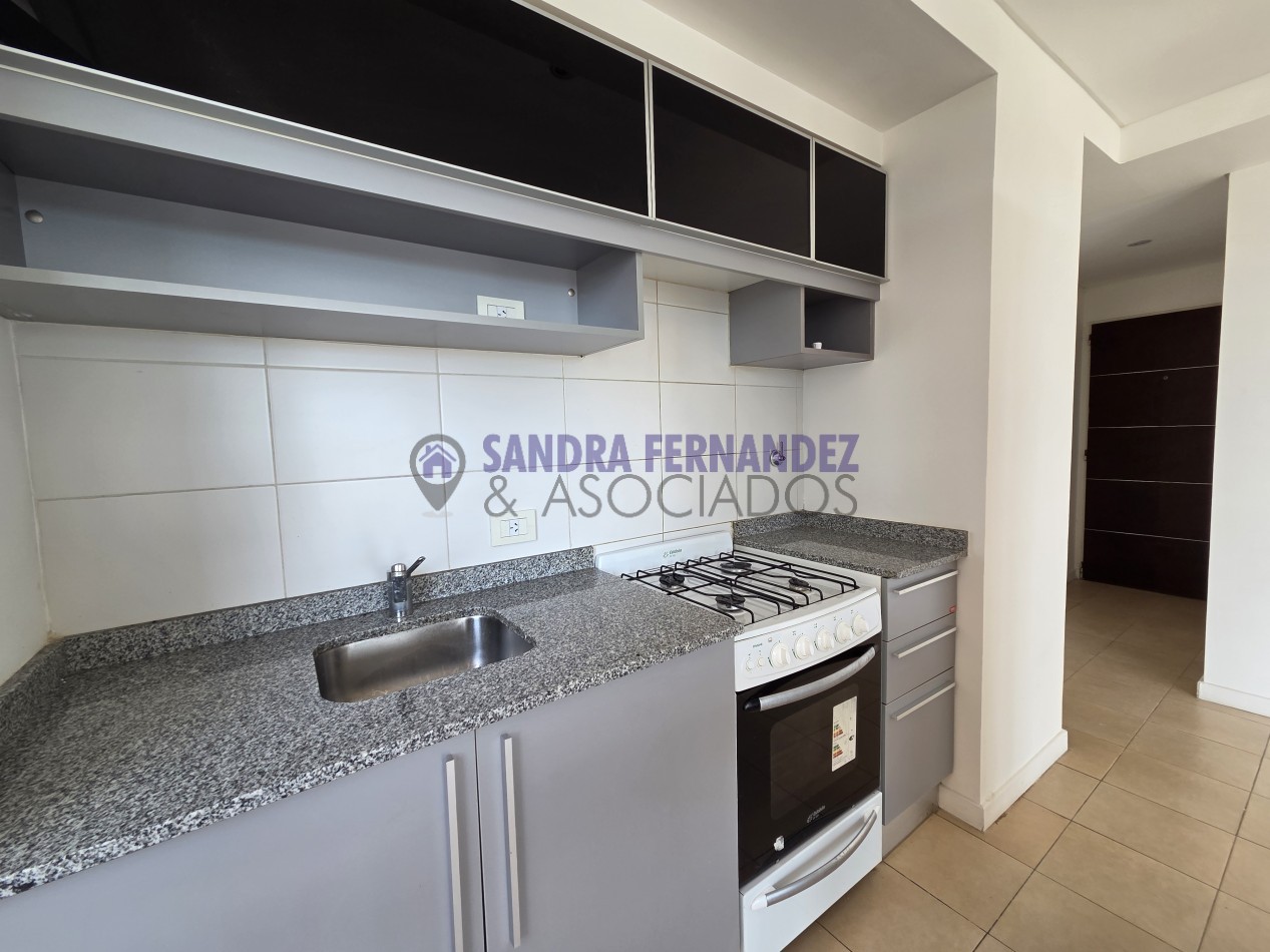 Rio Negro Alquiler Departamento 1 dormitorio con cochera Complejo Jardines de Esmeralda