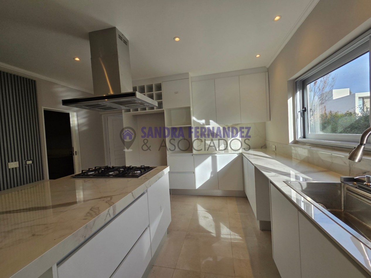 Neuquen Alquiler A ESTRENAR Casa en una sola planta 3 dormitorios, todos en suite Barrio Cerrado Sauces del Limay 