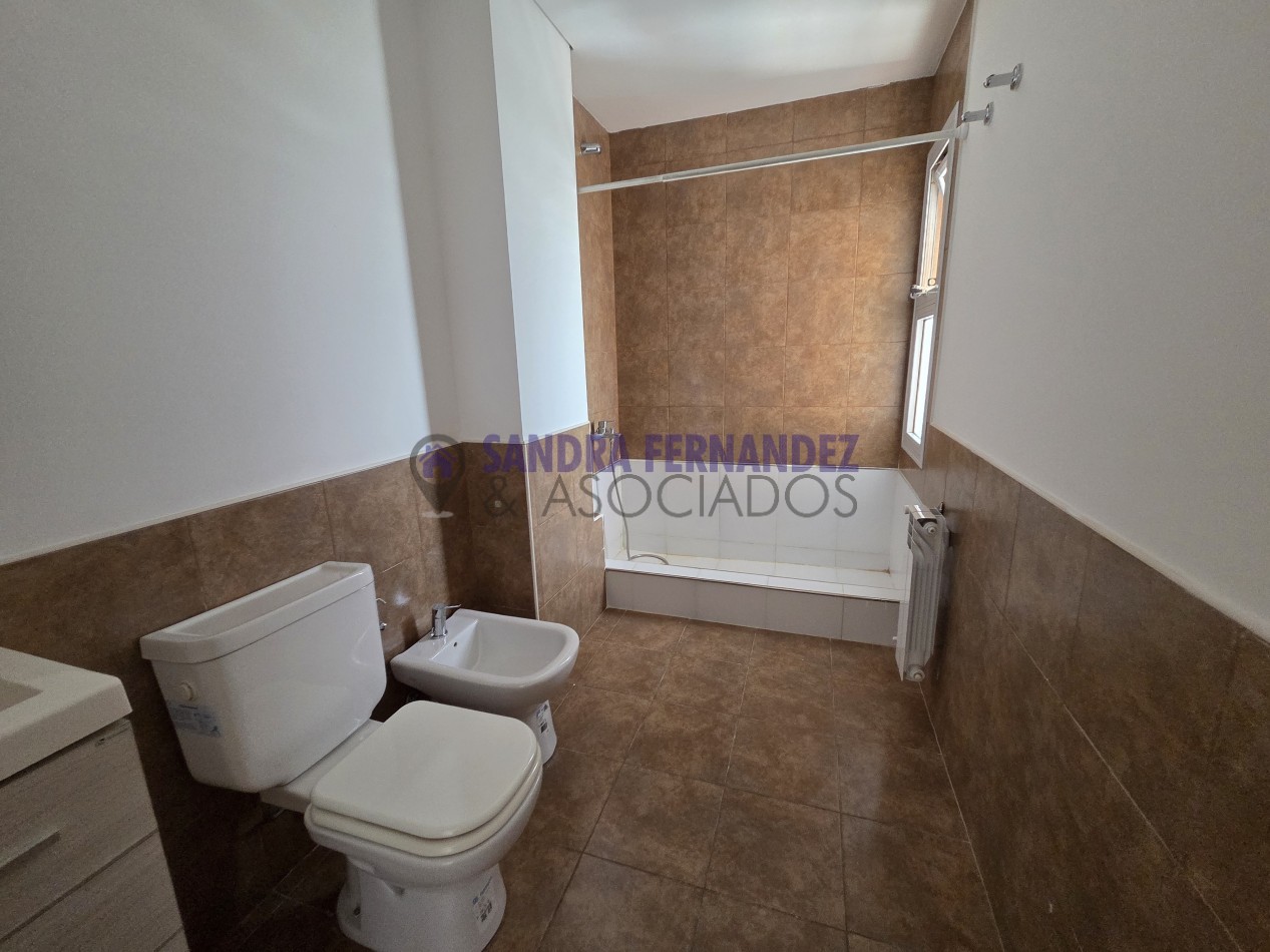 Rio Negro Alquiler Departamento 1 dormitorio con cochera Complejo Jardines de Esmeralda