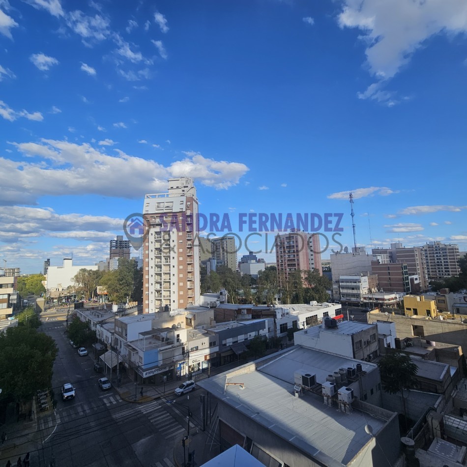 Neuquen Alquiler Departamento 1 dormitorio con terraza. Cochera Centro ciudad de Neuquen