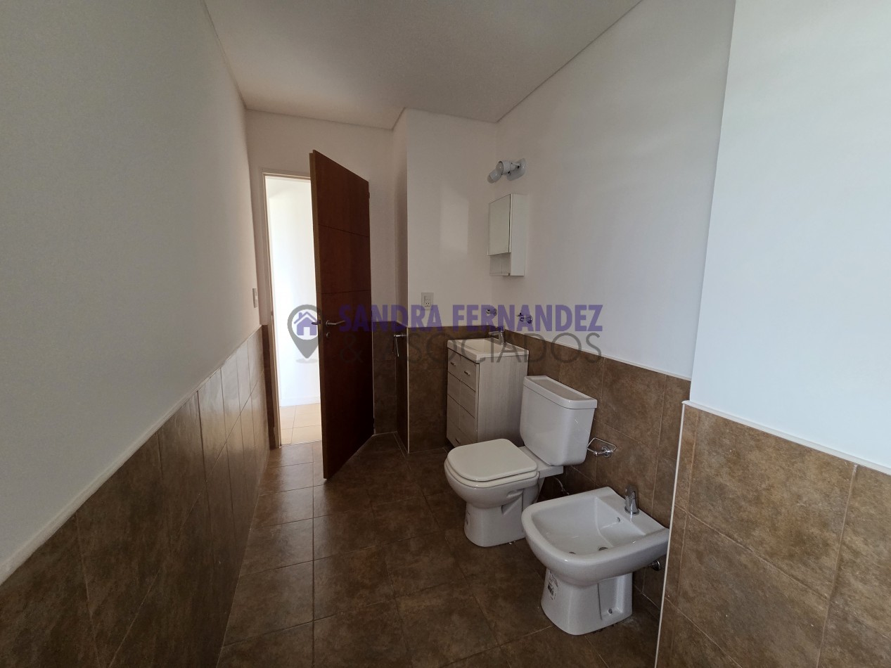 Rio Negro Alquiler Departamento 1 dormitorio con cochera Complejo Jardines de Esmeralda