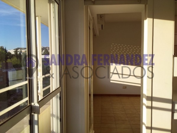 Neuquen. Alquiler Departamento 1 dorm Zona San Lucas. B° Maria Auxiliadora