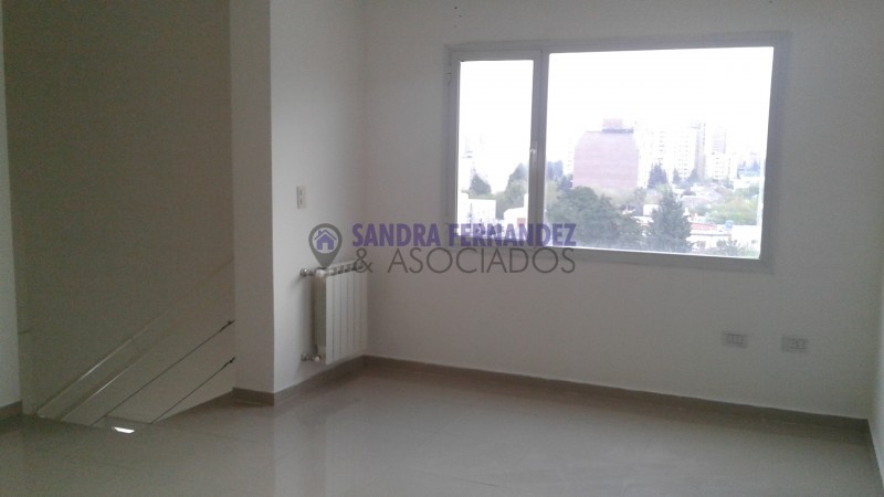 Neuquen, Alquiler, Semipiso 2 dormitorios en suite, Barrio Santa Genoveva