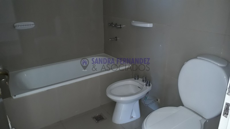 Neuquen, Alquiler, Semipiso 2 dormitorios en suite, Barrio Santa Genoveva