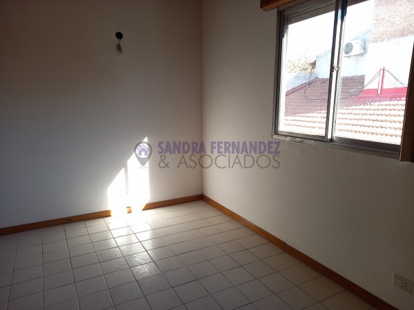 Neuquen. Alquiler. Duplex 1 dormitorio Barrio Cumelen