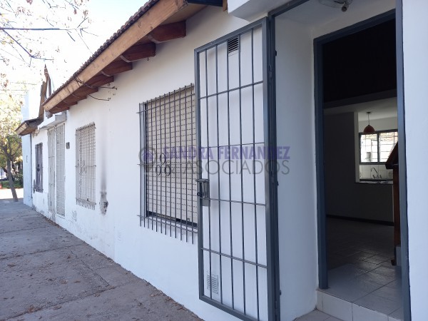 Neuquen. Alquiler. Duplex 1 dormitorio Barrio Cumelen