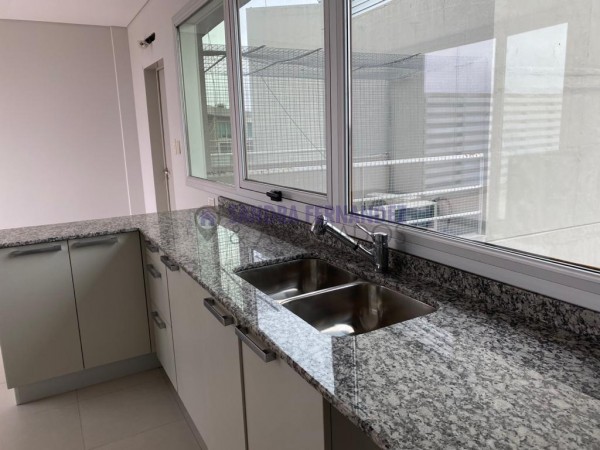 Neuquen Venta Departamento Semi piso. Paseo de la Costa. Ribera Urbana. Penthouse 3 dormitorios suite 2 cocheras