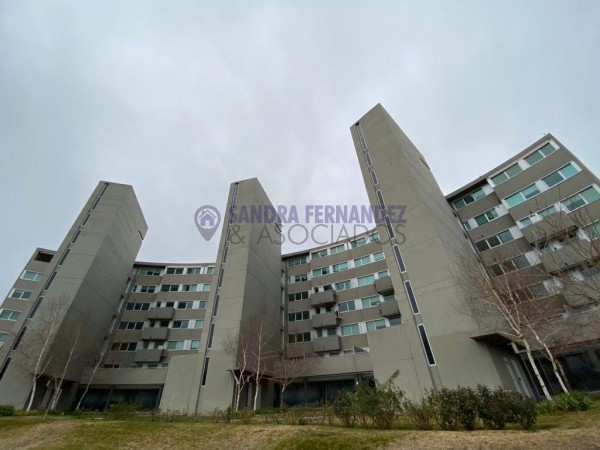 Neuquen Venta Departamento Semi piso. Paseo de la Costa. Ribera Urbana. Penthouse 3 dormitorios suite 2 cocheras