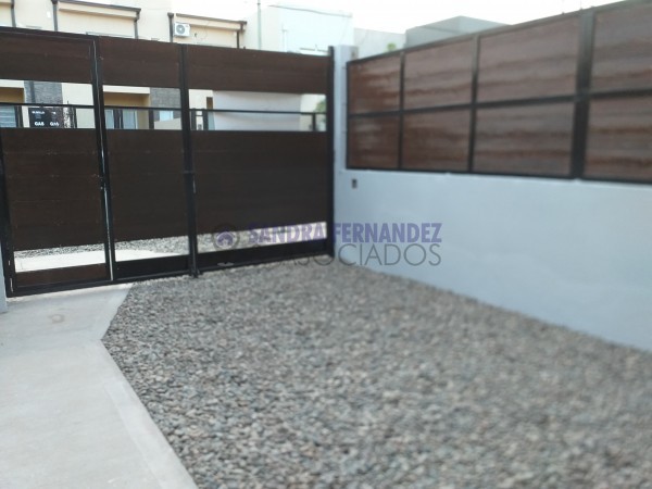 Neuquen. Venta Duplex 2 dormitorios B° Terrazas de Neuquen