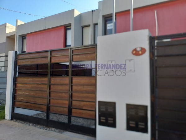 Neuquen. Venta Duplex 2 dormitorios B° Terrazas de Neuquen