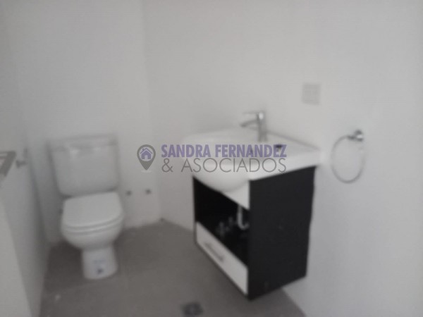 Neuquen, Alquiler. 1 dormitorio en Suite. A ESTRENAR Edifico Plaza Club