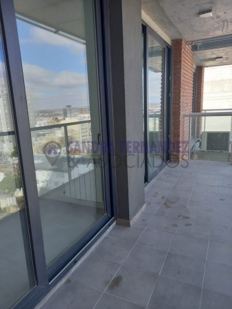 Neuquen, Alquiler. 1 dormitorio en Suite. A ESTRENAR Edifico Plaza Club