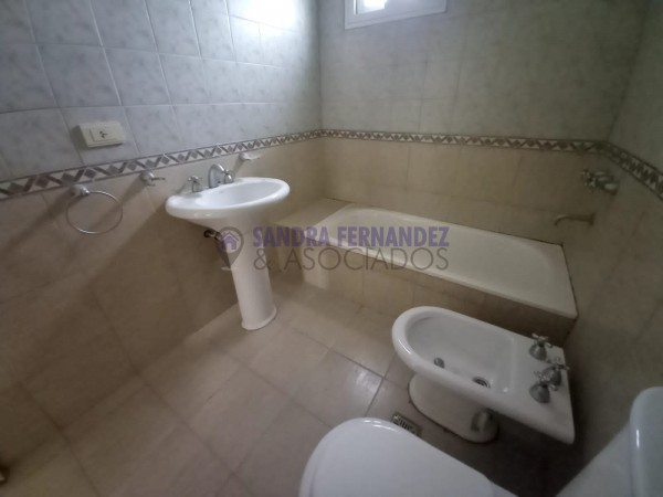 Neuquen. Alquiler. Duplex. 3dormitorios.Zona oeste de la ciudad . Barrio UTEDYC