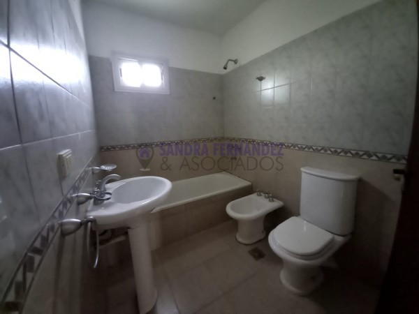 Neuquen. Alquiler. Duplex. 3dormitorios.Zona oeste de la ciudad . Barrio UTEDYC