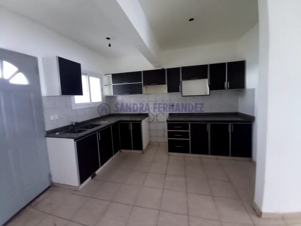 Neuquen. Alquiler. Duplex. 3dormitorios.Zona oeste de la ciudad . Barrio UTEDYC