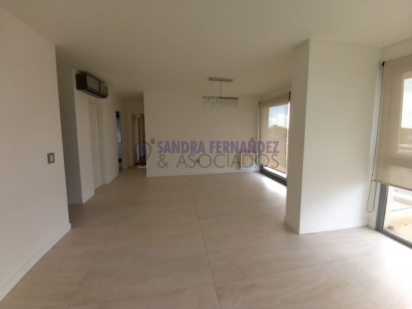 RIO NEGRO, CIPOLLETTI, VENTA. DEPARTAMENTO SEMIPISO TOTALMENTE REMODELADO 3 DORMITORIOS. COMPLEJO ATLAS DEL PARQUE