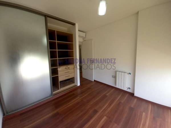 RIO NEGRO, CIPOLLETTI, VENTA. DEPARTAMENTO SEMIPISO TOTALMENTE REMODELADO 3 DORMITORIOS. COMPLEJO ATLAS DEL PARQUE