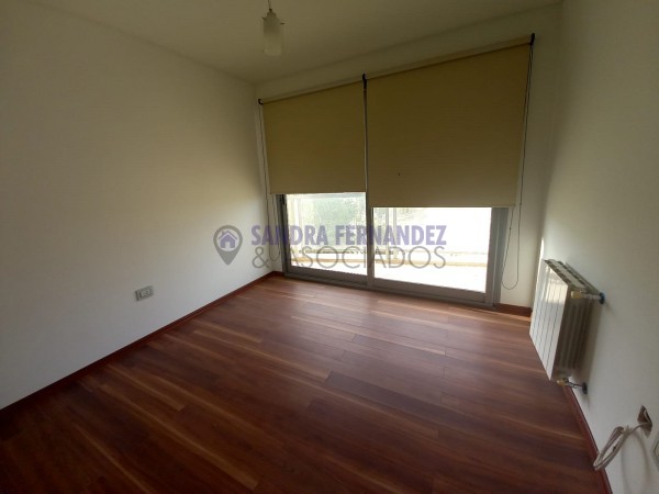 RIO NEGRO, CIPOLLETTI, VENTA. DEPARTAMENTO SEMIPISO TOTALMENTE REMODELADO 3 DORMITORIOS. COMPLEJO ATLAS DEL PARQUE