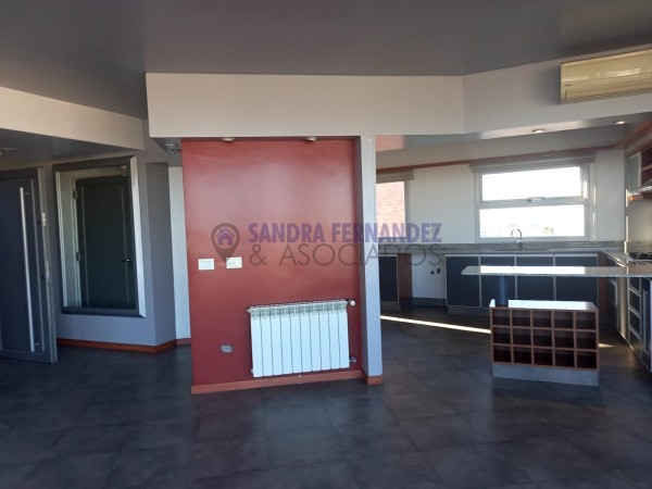 Neuquen. Alquiler. Piso. Santa Genoveva, 3 dormitorios en suite. 