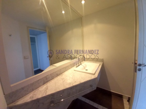 Neuquen. Alquiler. Piso. Santa Genoveva, 3 dormitorios en suite. 