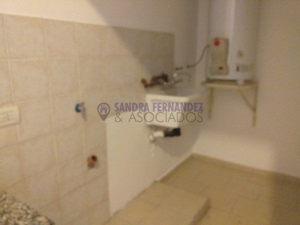 Neuquen. Alquiler Departamento en duplex 2 dormitorios San Martin 1600