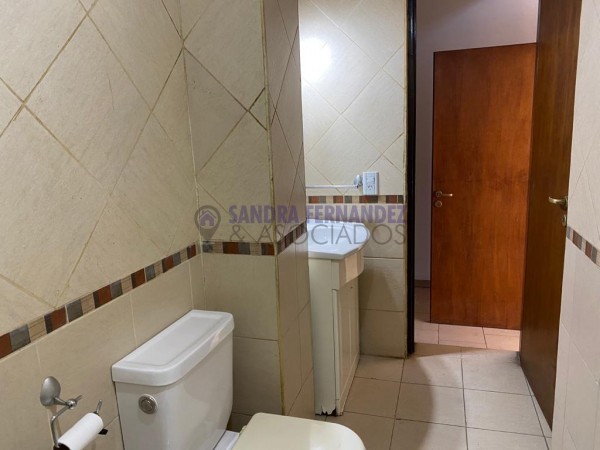 Neuquen. Alquiler Departamento en duplex 2 dormitorios San Martin 1600