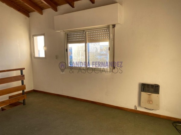 Neuquen. Alquiler Departamento en duplex 2 dormitorios San Martin 1600