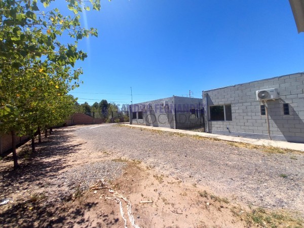 Neuquen. Centenario. Parque Industrial Oeste. Predio con Oficinas y Galpon