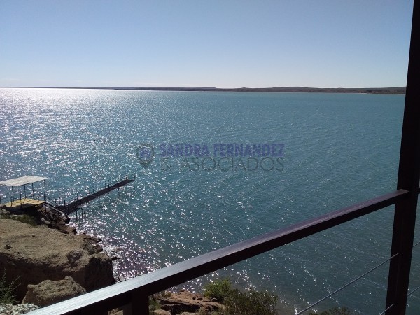 Neuquen. Alquiler Temporario. Casas 2 dormitorios. Zona Chocón Arroyito