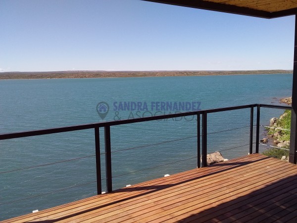 Neuquen. Alquiler Temporario. Casas 2 dormitorios. Zona Chocón Arroyito