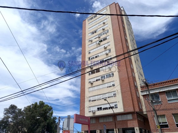 Neuquen. Alquiler. Departamento 2 dormitorios zona policlinico