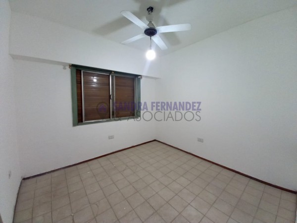 Rio Negro. Alquiler. Oficinas. Local Comercial. Alem 100