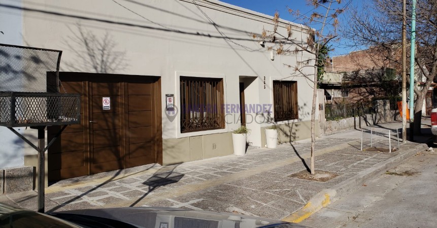 Neuquen Alquiler Casa Uso Comercial - Área Centro Zona Policlinico