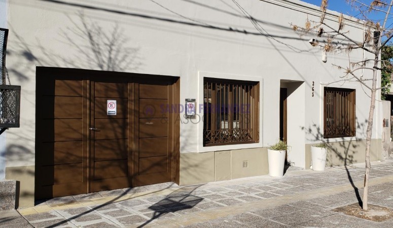 Neuquen Alquiler Casa Uso Comercial - Área Centro Zona Policlinico