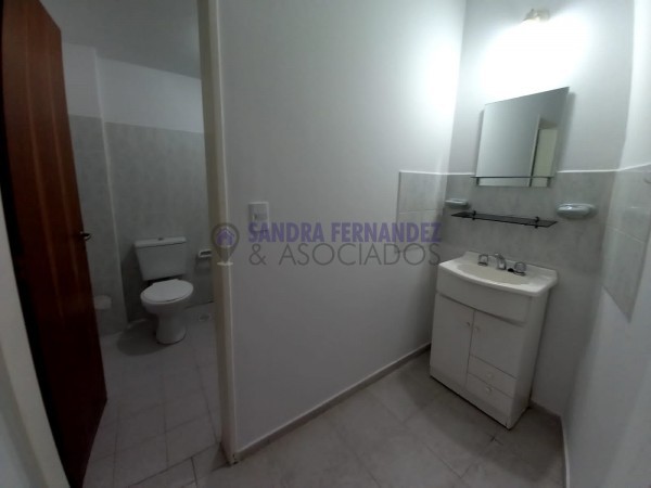 Neuquen. Alquiler Departamento 1 dormitorio Planta Baja en Complejo