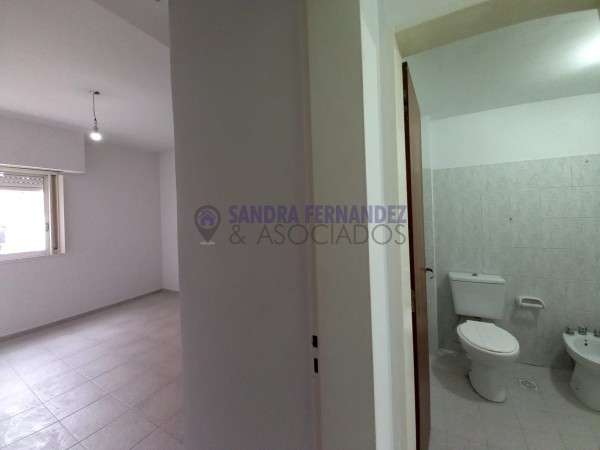 Neuquen. Alquiler Departamento 1 dormitorio Planta Baja en Complejo