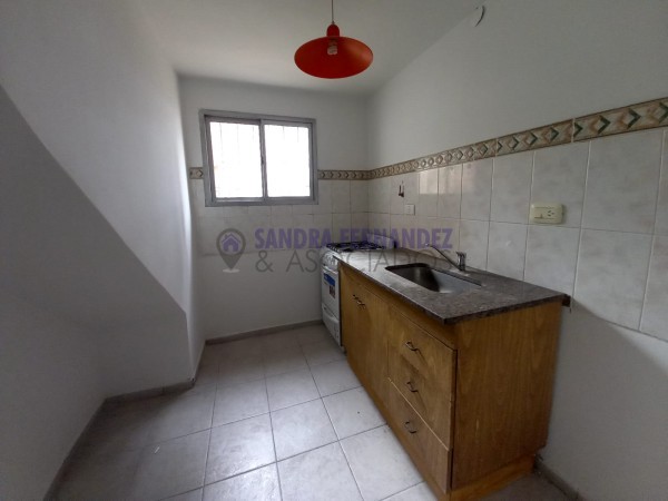 Neuquen. Alquiler Departamento 1 dormitorio Planta Baja en Complejo