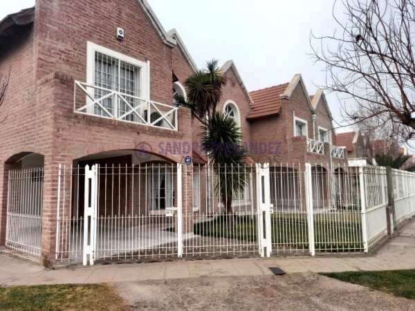 Neuquen. Alquiler, Duplex Complejo Pinamar, Terminal de Ómnibus de Neuquen