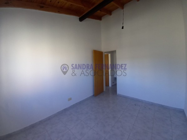 Neuquen. Alquiler. Duplex 3 dormitorios Barrio Rincón de Emilio 