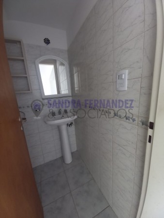 Neuquen. Alquiler. Duplex 3 dormitorios Barrio Rincón de Emilio 